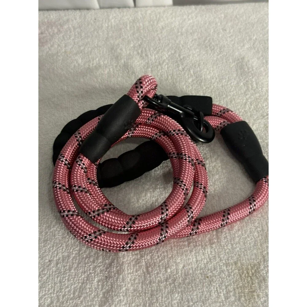 Heavy Duty pink/Blk Leash Reflective Comfort HandleW/ Swivel Hook 5Ft NWOT